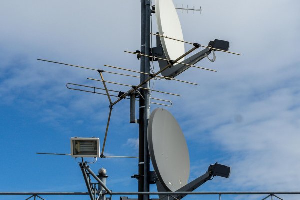 Montage und Installation von Satelliten-Anlagen für TV & Radio